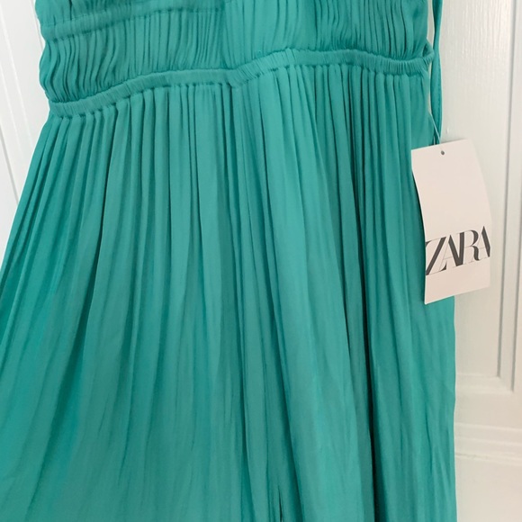 Zara Jumpsuit - Picture 5 of 7